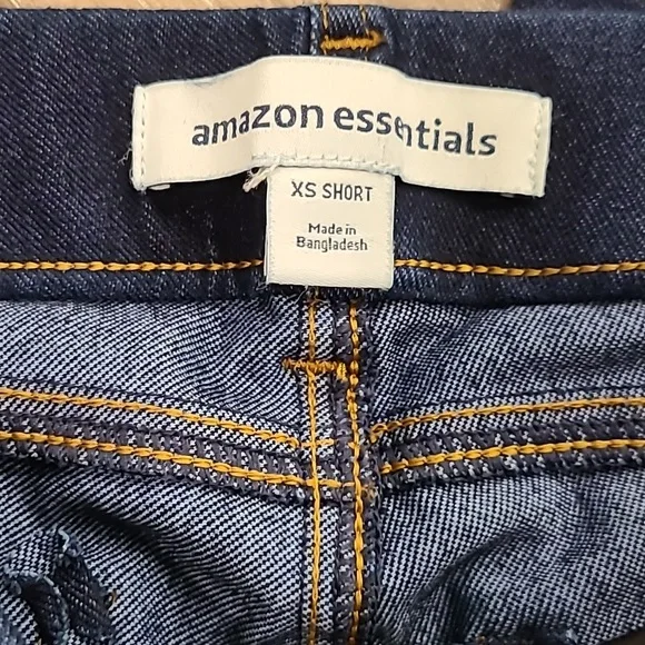 Amazon Essentials Women's Skinny Stretch Knit Jegging - Picture 9 of 12